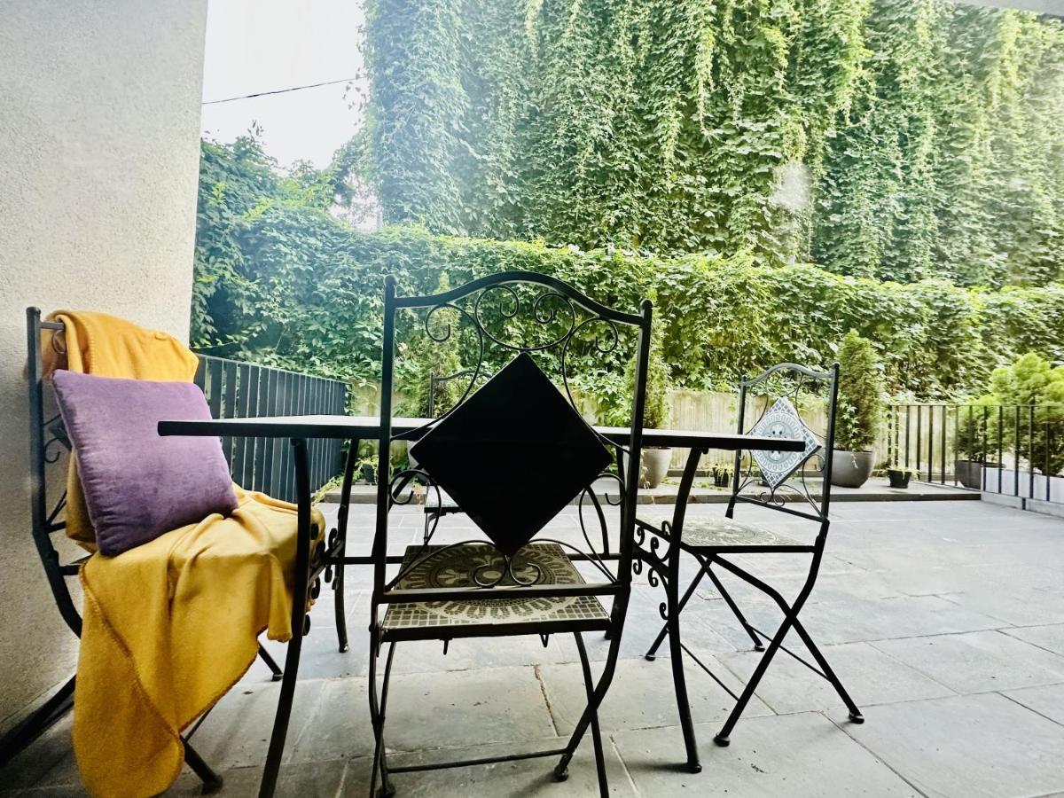 Palfi Apartment With Garden & Parking Cluj-Napoca Esterno foto