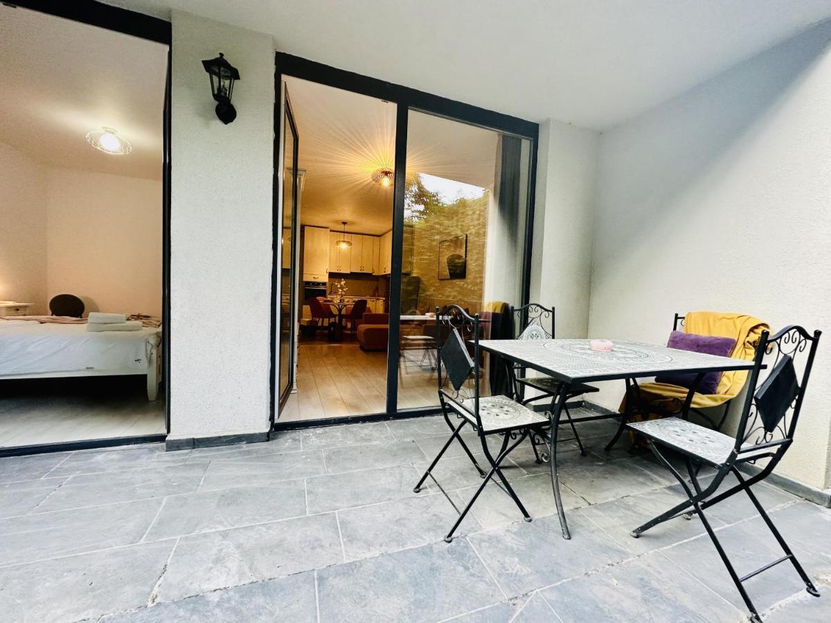 Palfi Apartment With Garden & Parking Cluj-Napoca Esterno foto